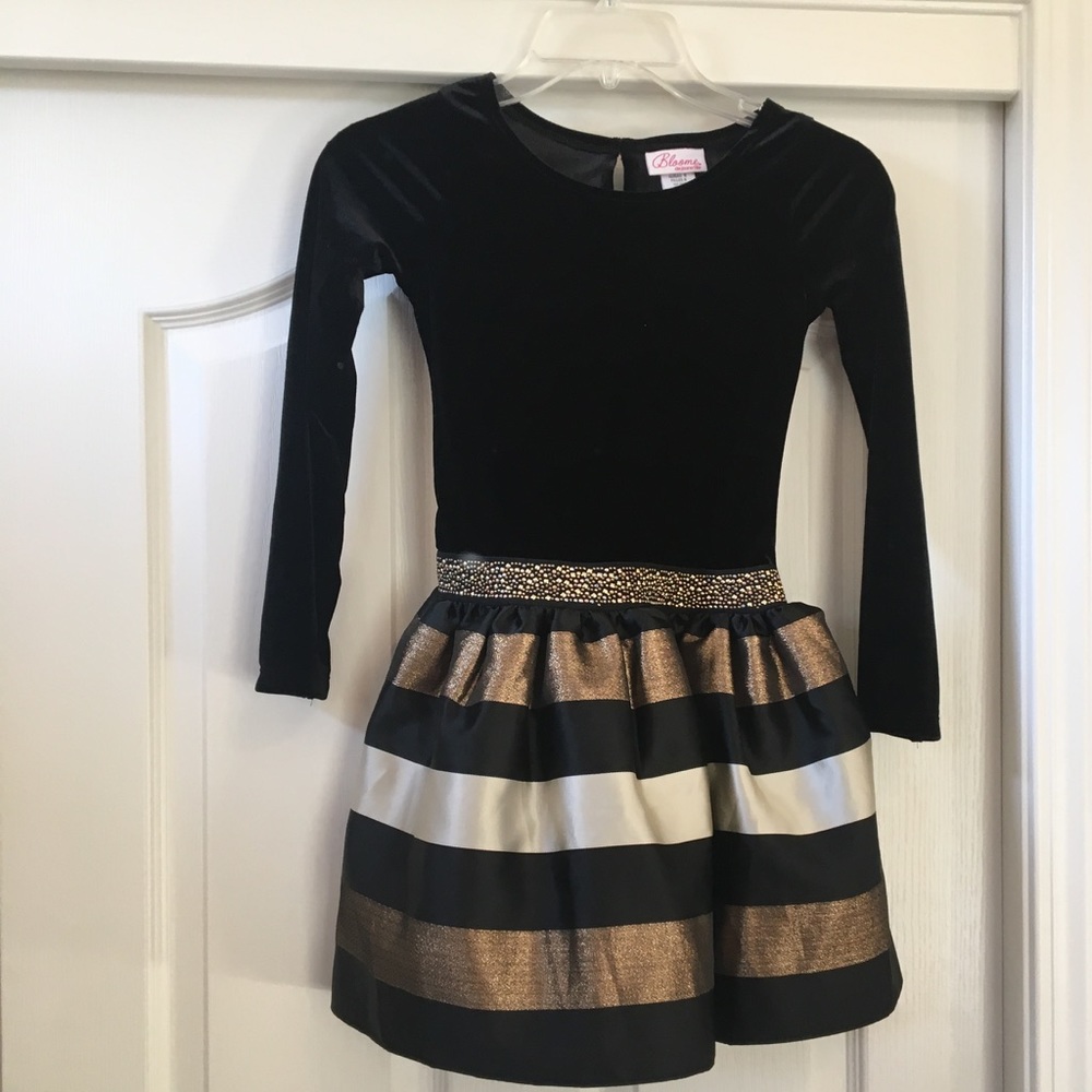 Little girls size 8 formal dress